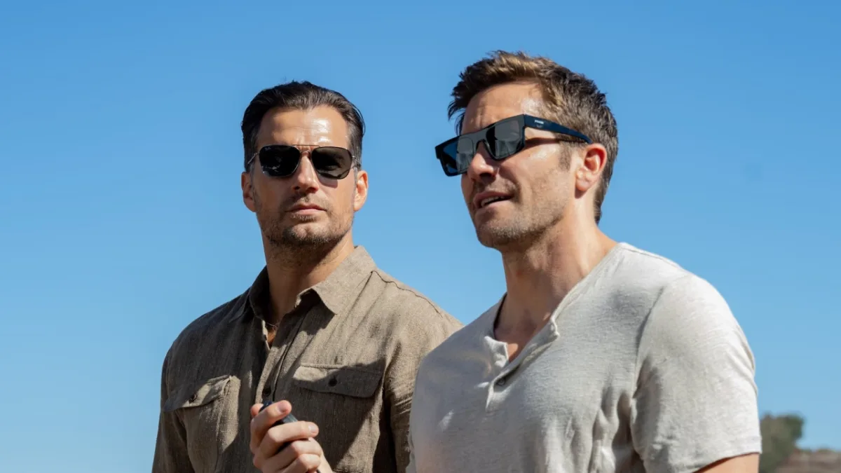 Actiefilm 'In the Grey' van Guy Ritchie met Jake Gyllenhaal en Henry Cavill nu in de bioscoop met gemengde kritieken