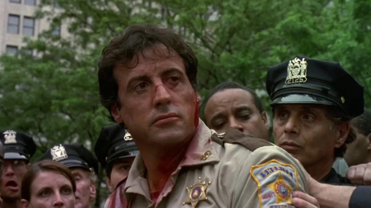 Cop Land met Sylvester Stallone, Harvey Keitel en Robert De Niro vanavond om 20:00 uur op Paramount Network