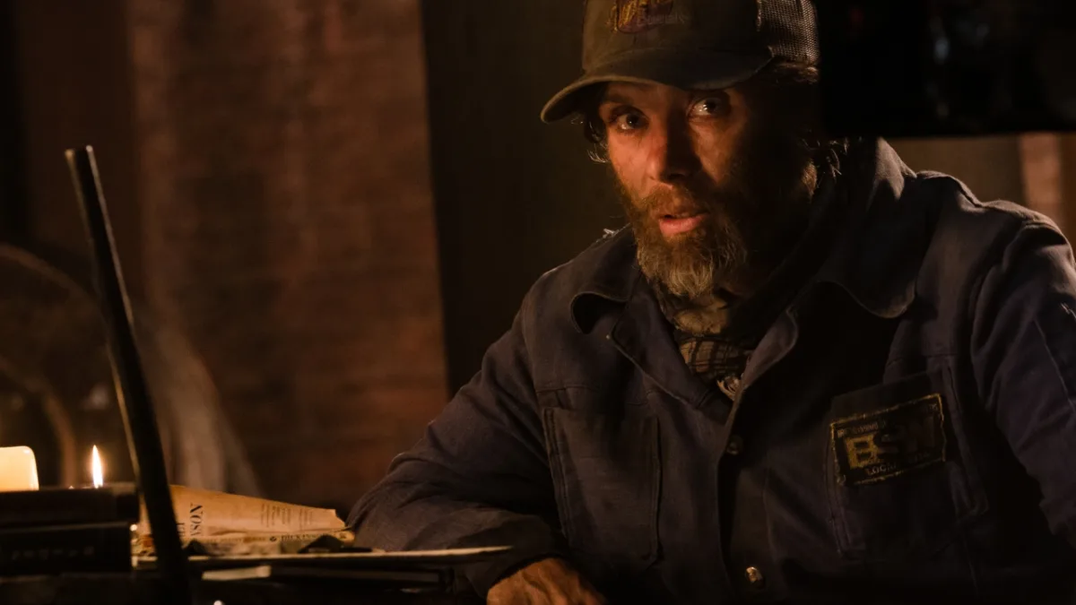 Cillian Murphy en Jack O'Connell in actie op eerste setfoto's van A Quiet Place Part III