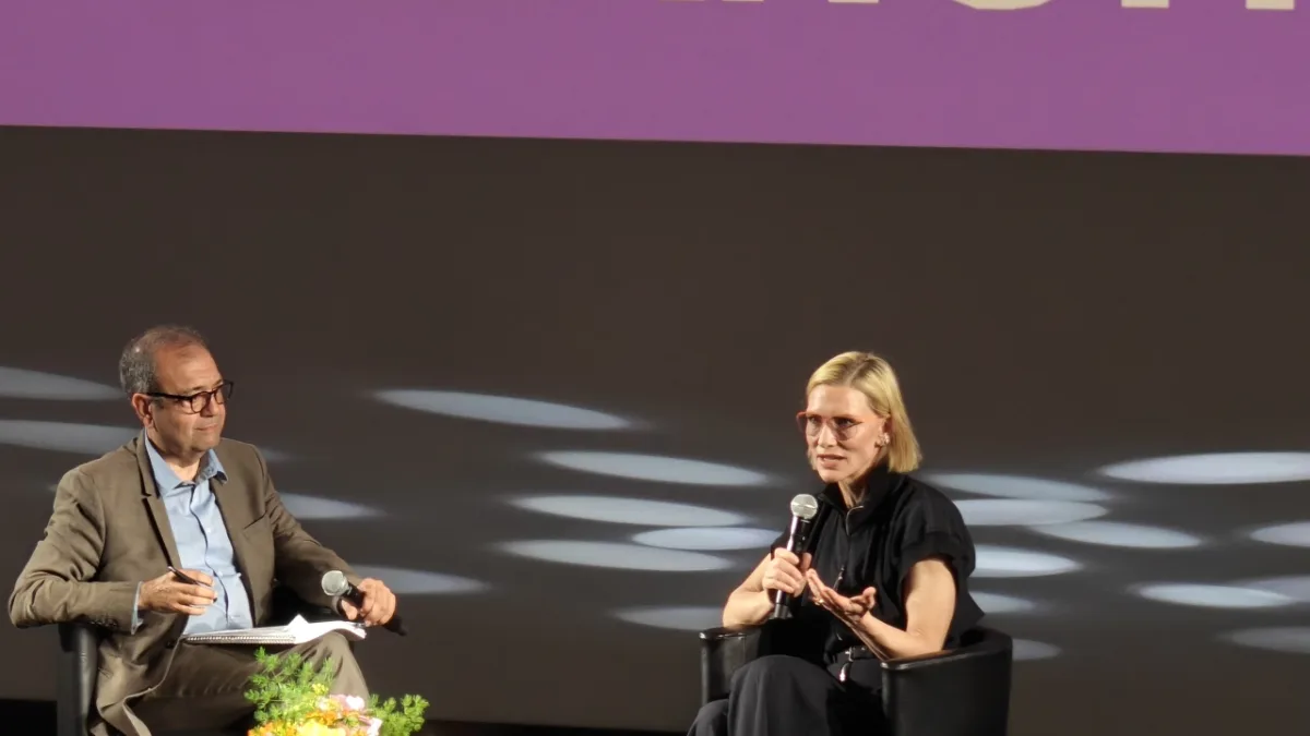 Cate Blanchett benadrukt belang van nieuwsgierigheid boven imago tijdens juryvoorzitterschap in Cannes