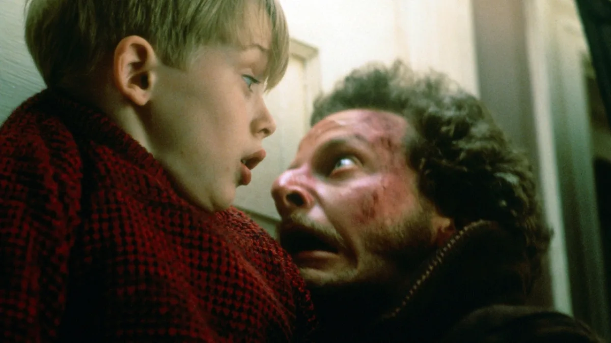 Macaulay Culkin presenteert een vernieuwend idee voor een nieuwe 'Home Alone' met omgekeerde rollen