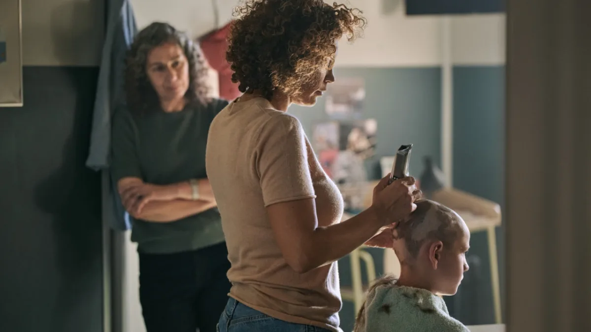 Nieuwe Franse Netflix Original 'Jusqu'au bout' volgt een moeder in haar zoektocht naar een donor voor haar zieke zoon