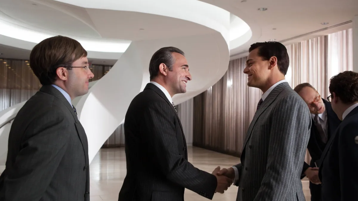 Jean Dujardin wint Oscar voor beste acteur met slechts twee gesproken woorden in The Artist
