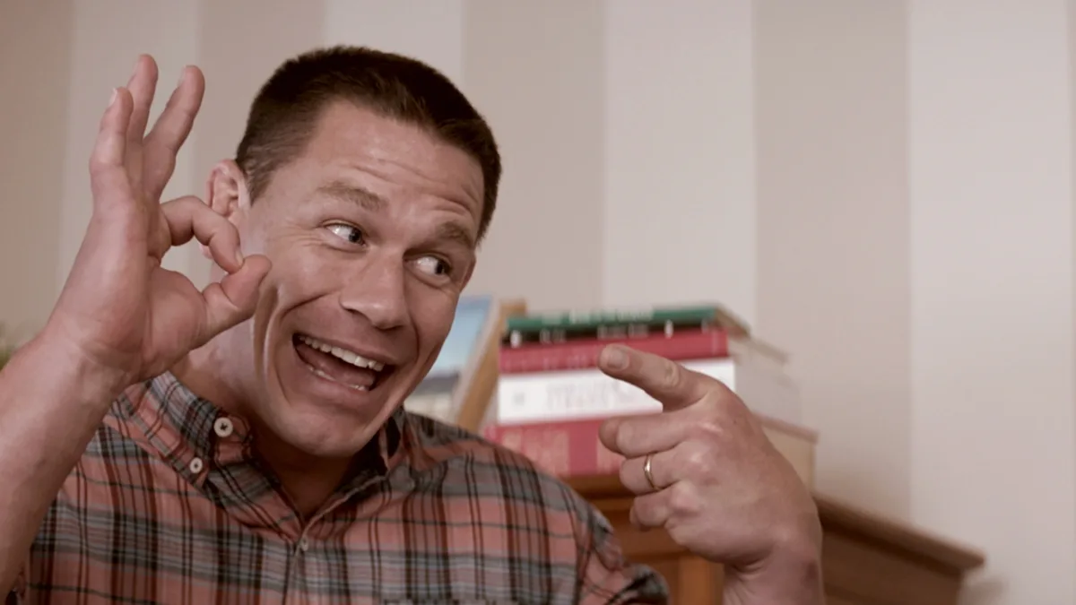 John Cena bespreekt zijn haartransplantaties en de impact ervan op zijn zelfvertrouwen