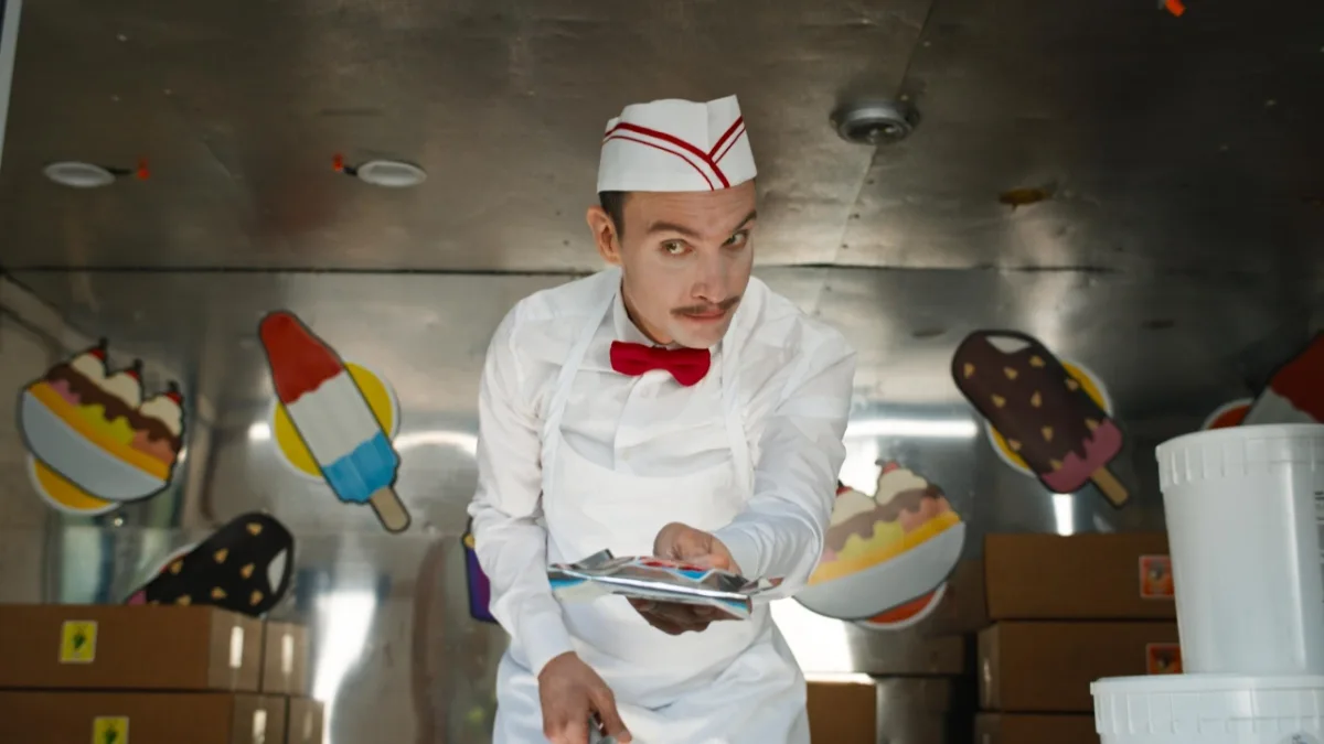 Eerste recensies voor Eli Roths horrorfilm Ice Cream Man tonen verdeelde kritieken en lage score op Rotten Tomatoes
