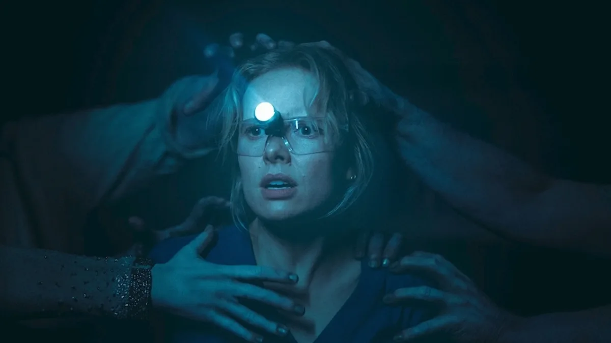 Première van 'Insidious: Out of the Further' deze maand met nieuwe trailer en hoofdrollen voor Amelia Eve en Lin Shaye
