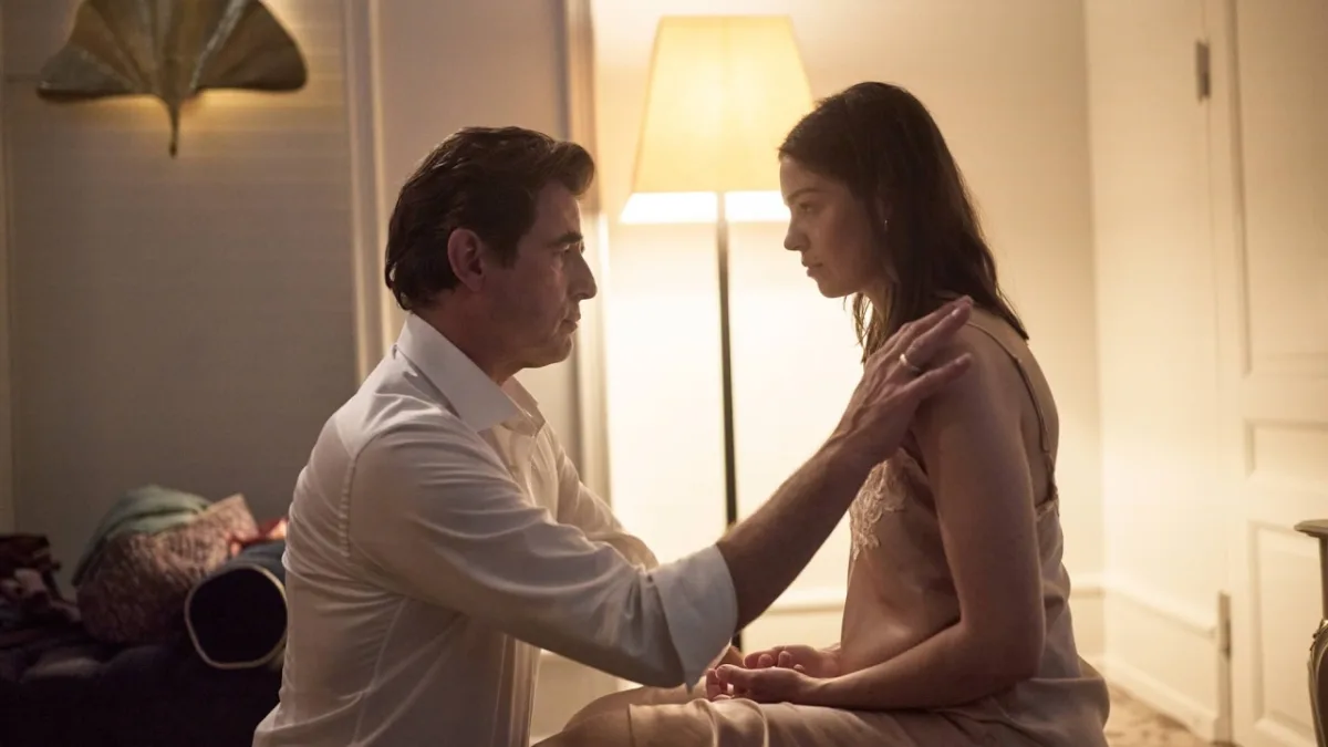 Netflix brengt de Deense thriller 'The Secret Woman' uit over een vrouw die haar geheugen verliest en gevaarlijke familiegeheimen ontdekt