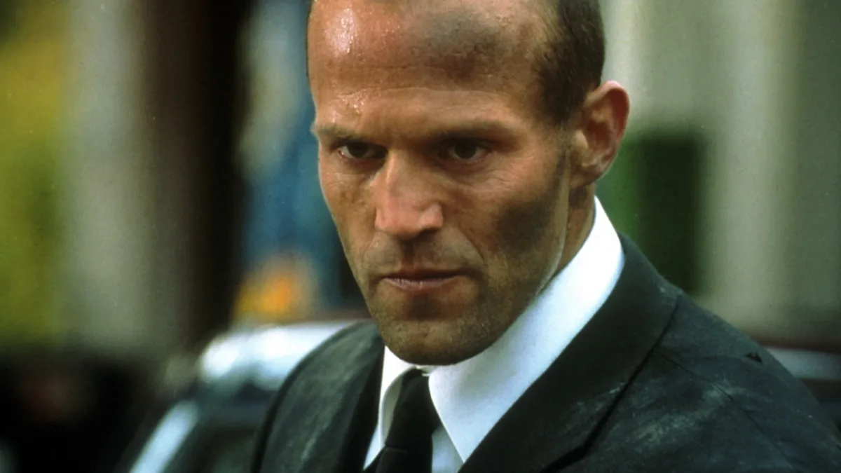 Jason Statham's achtergrond als straatverkoper en zijn doorbraak in film dankzij Guy Ritchie
