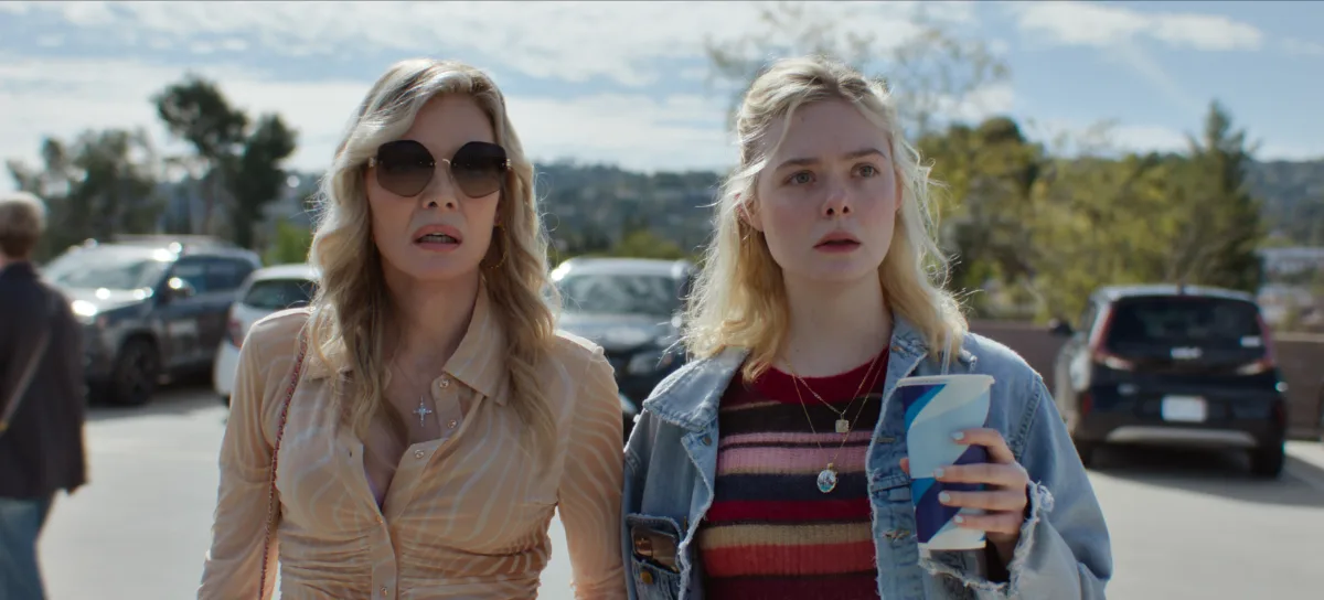 Apple TV lanceert morgen de serie Margo's Got Money Troubles met Michelle Pfeiffer en Elle Fanning