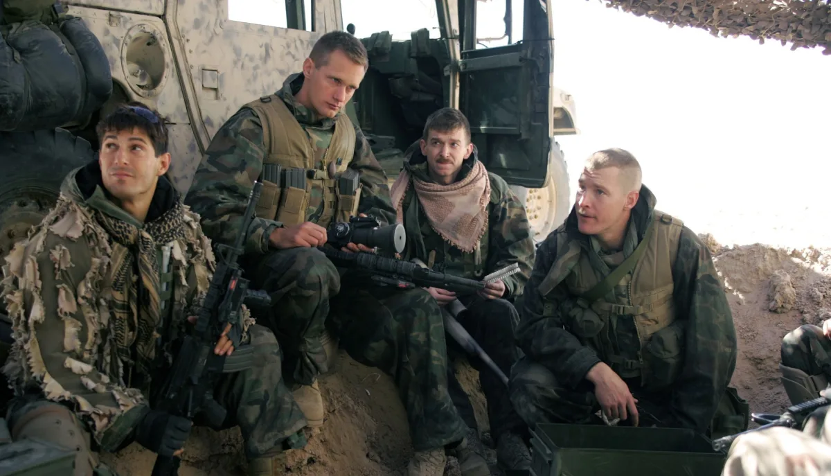 Oorlogsserie Generation Kill op HBO Max biedt een realistisch beeld van de Amerikaanse invasie in Irak met een mix van rauwe kracht en humor