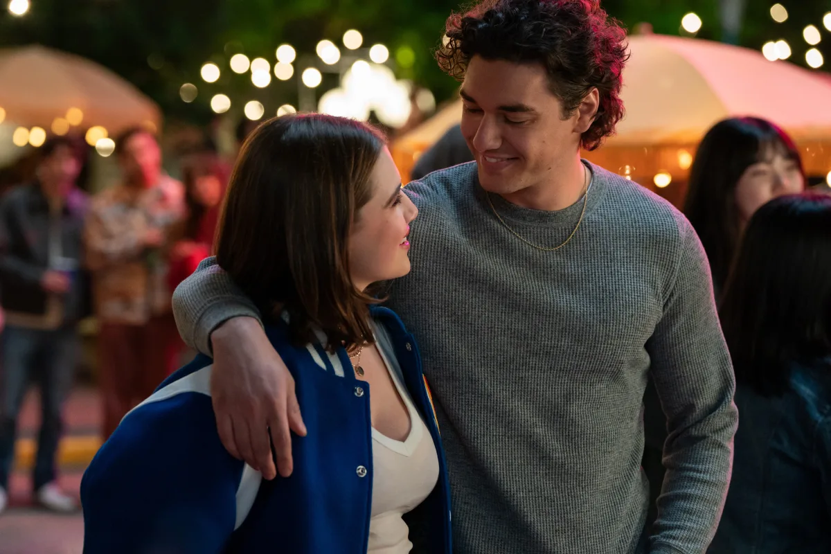 Off Campus, de langverwachte boekverfilming, verschijnt op 13 mei op Prime Video