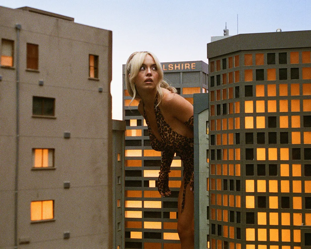 Sydney Sweeney bevestigt expliciete scènes in Euphoria ondanks twijfels van regisseur Sam Levinson