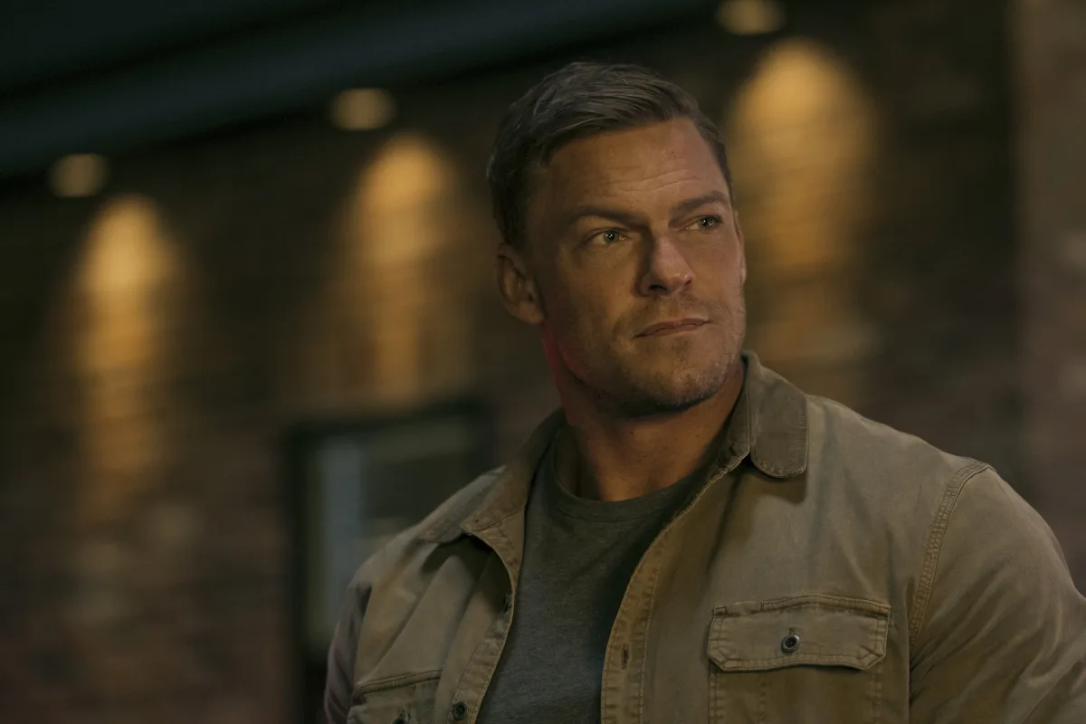 Alan Ritchson bevestigt opnames voor seizoen 5 van Reacher beginnen in juli