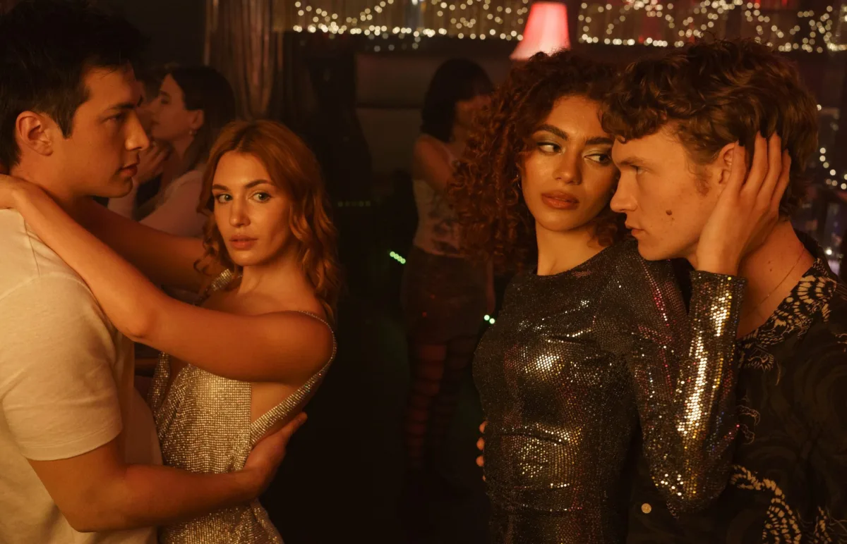 Sophie Nélisse speelt de hoofdrol in de Netflix-serie 'This Summer Will Be Different' gebaseerd op het boek van Carley Fortune
