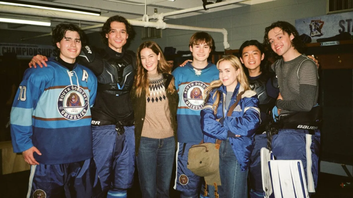 Dramaserie 'The Sticks' over een ijshockeycoach na een tragedie met Michelle Monaghan verschijnt in 2027 op Netflix